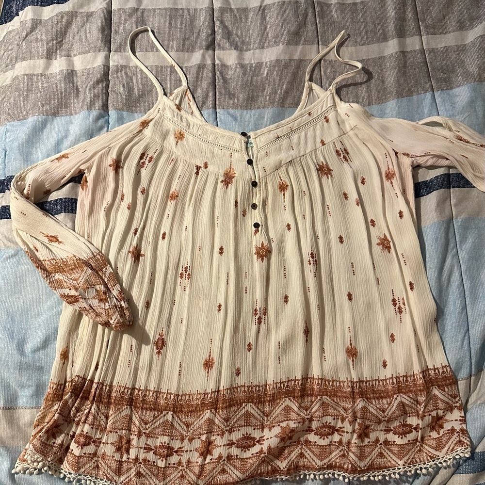 Maurices Cream Long Sleeve Pleated Blouse